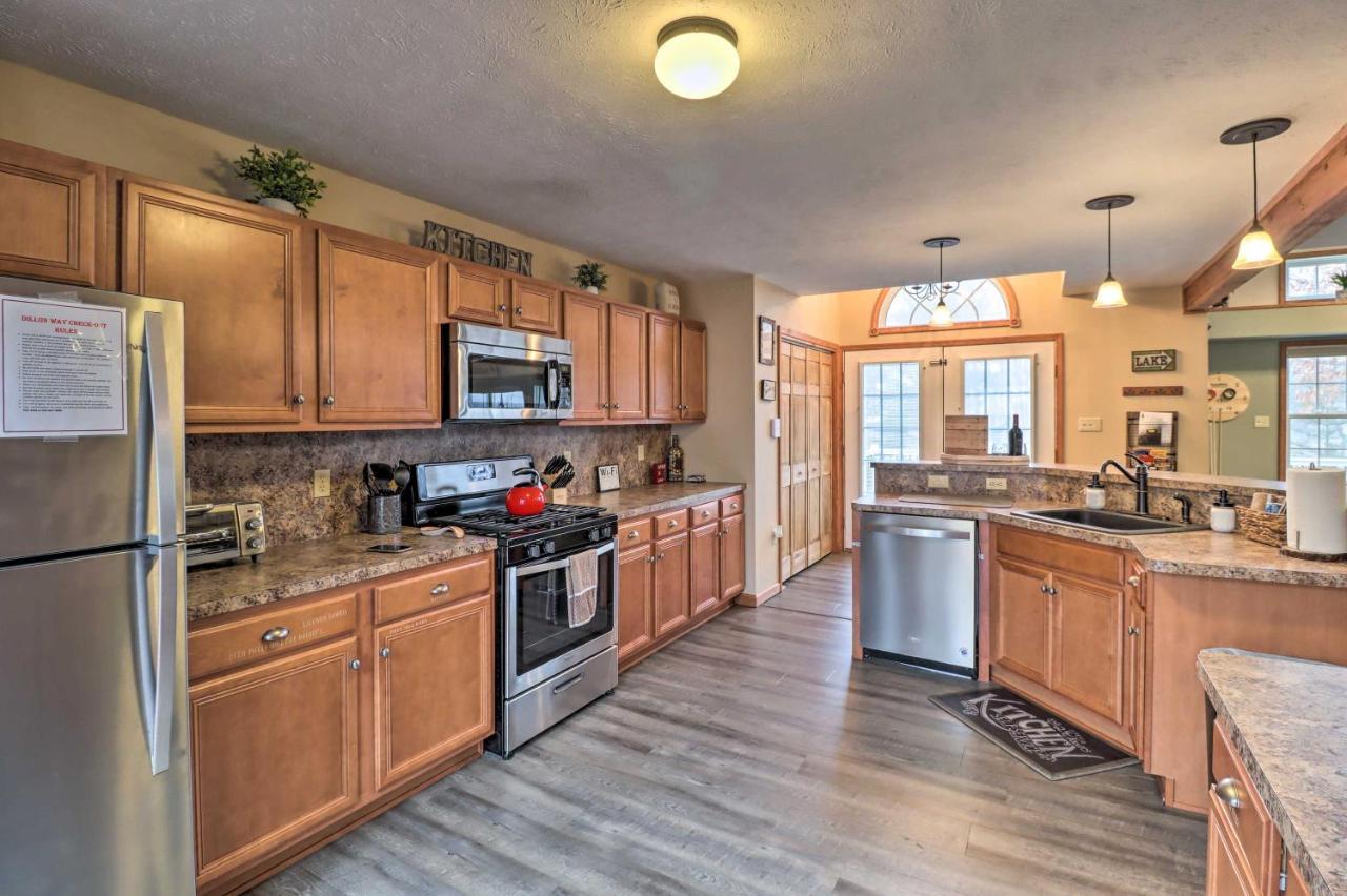 Family Home With Hot Tub, Close To Lake And Hiking! Albrightsville Exteriör bild